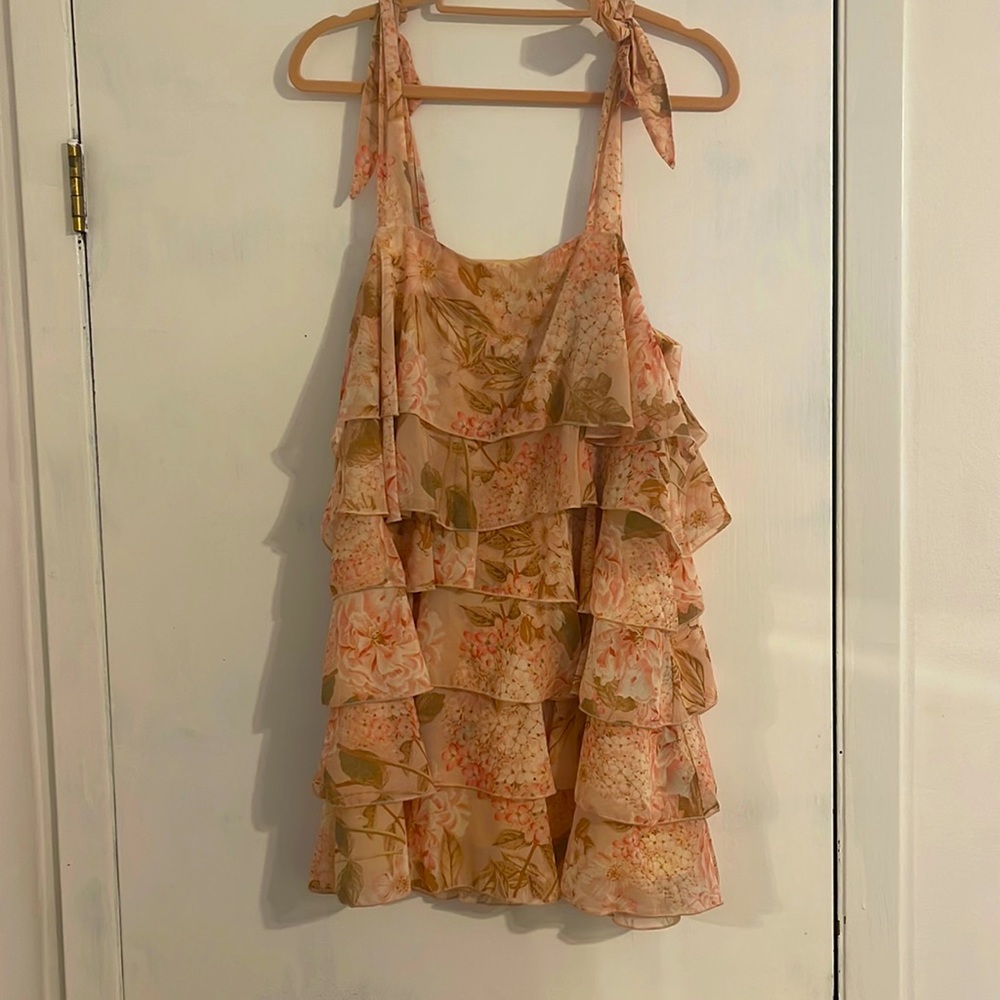 Show me your Mumu pink hydrangea print tiered mini dress